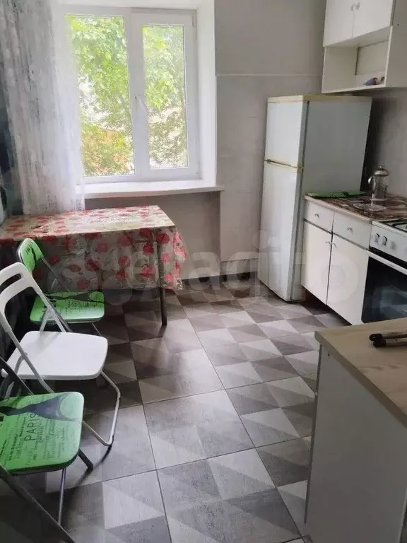 2-к. квартира, 50 м, 2/8 эт. - Фото 0