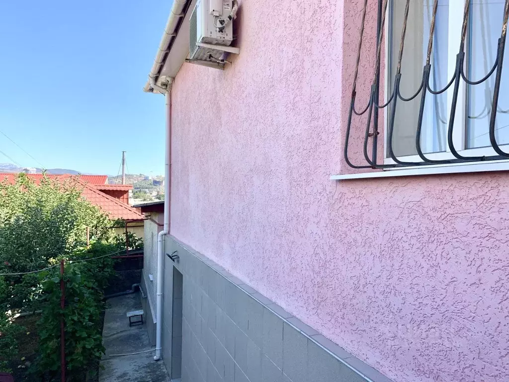 Дом в Крым, Алушта ул. Артиллерийская, 17 (89 м) - Фото 2