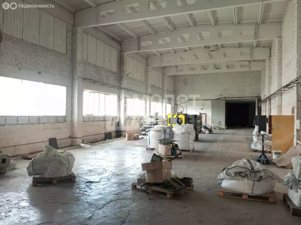 Помещение свободного назначения (1321 м) - Фото 1