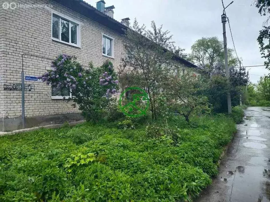3-комнатная квартира: Сызрань, Нефтебазная улица, 9 (50 м) - Фото 0