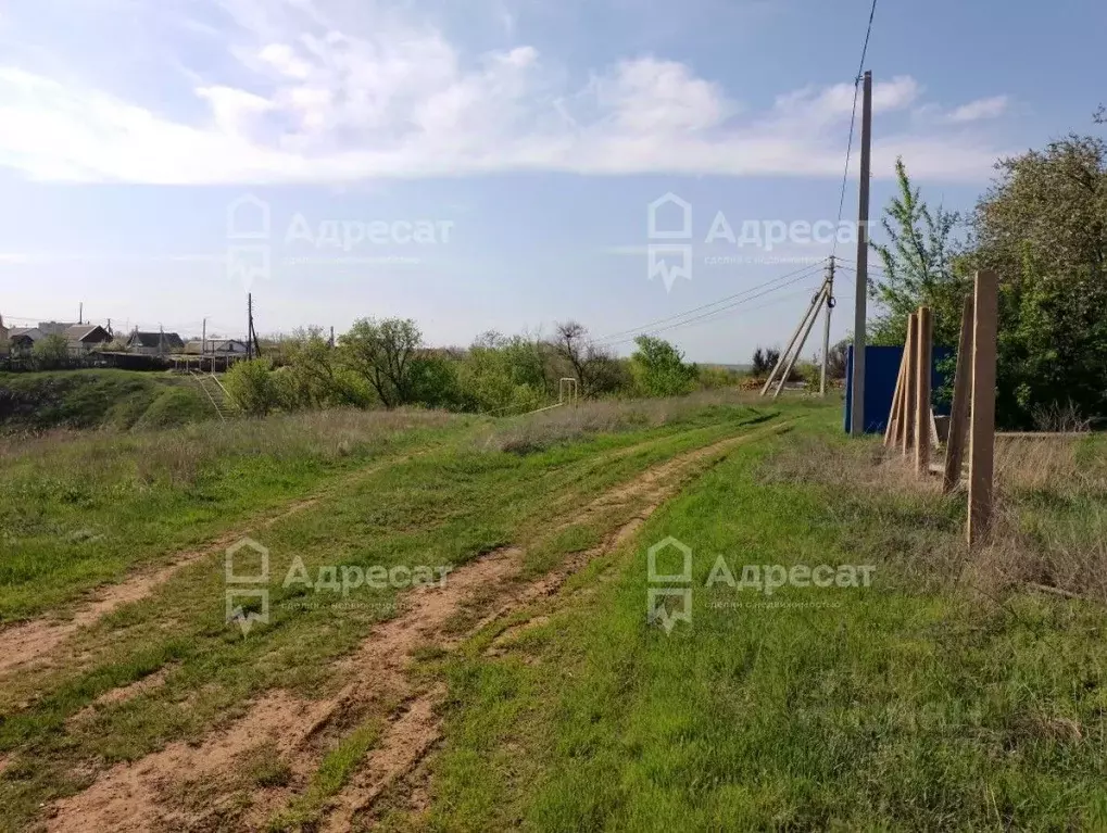Участок в Волгоградская область, Волгоград Рабочий поселок Горьковский ... - Фото 0