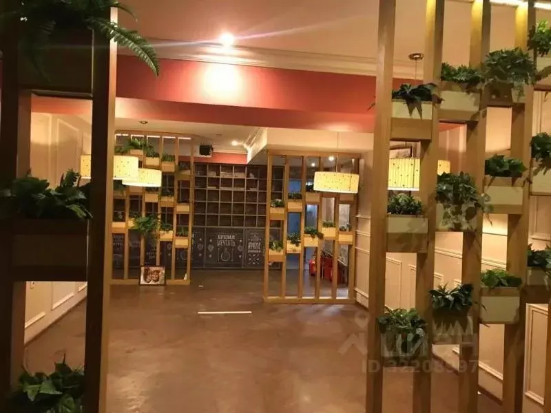 Помещение свободного назначения в Тюменская область, Тюмень ул. ... - Фото 2