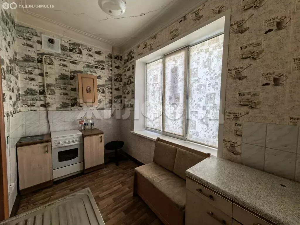 3-комнатная квартира: Кемерово, улица Орджоникидзе, 5 (76.8 м) - Фото 1