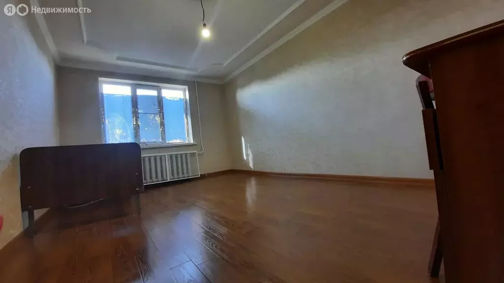 3-комнатная квартира: Нальчик, Кабардинская улица, 58 (62.7 м) - Фото 1