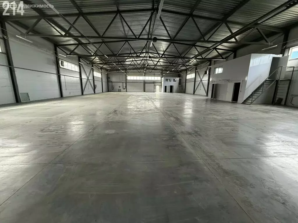 Помещение свободного назначения (1000 м) - Фото 1