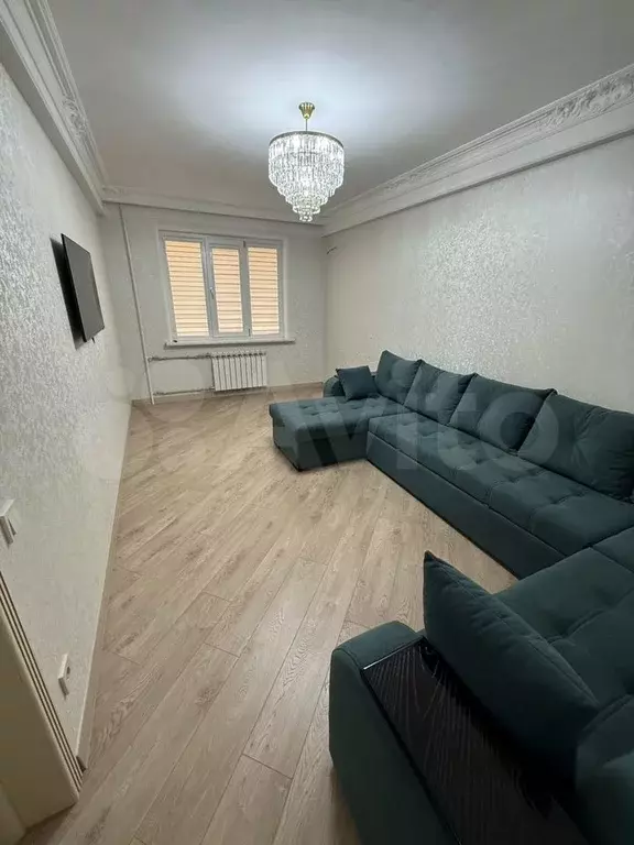 10 и более-к. квартира, 78 м, 3/10 эт. - Фото 0
