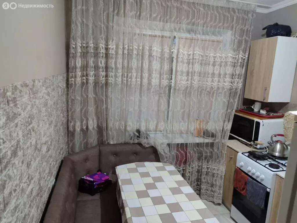 2-комнатная квартира: Владикавказ, улица Цоколаева, 24 (49 м) - Фото 1