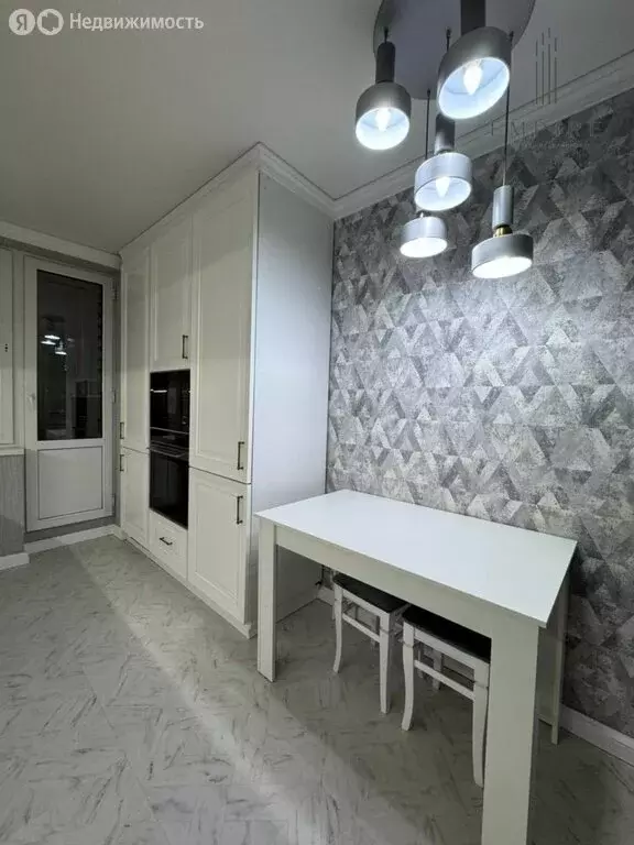 1-комнатная квартира: Грозный, улица Дьякова, 5А (30 м) - Фото 0