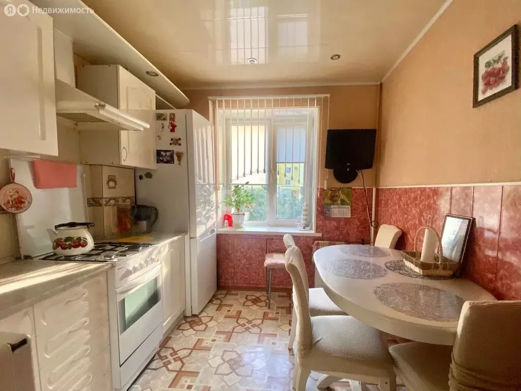 3-комнатная квартира: Пенза, улица Антонова, 19 (73 м) - Фото 1