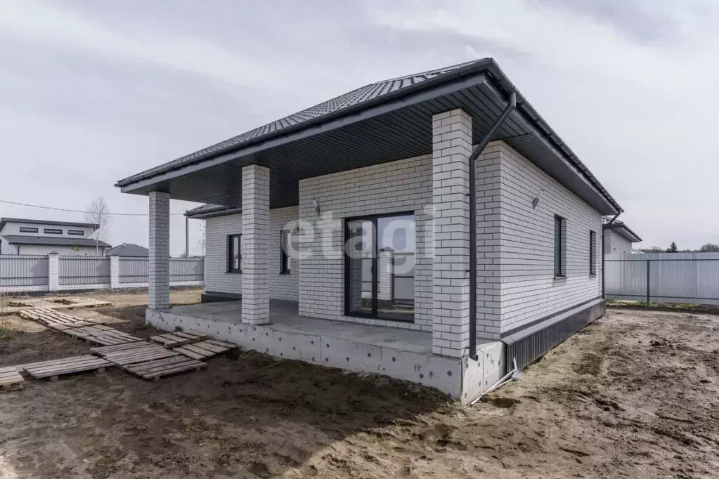 Дом в Тюменская область, Тюмень Пушкин мкр, ул. Годунова (126 м) - Фото 1