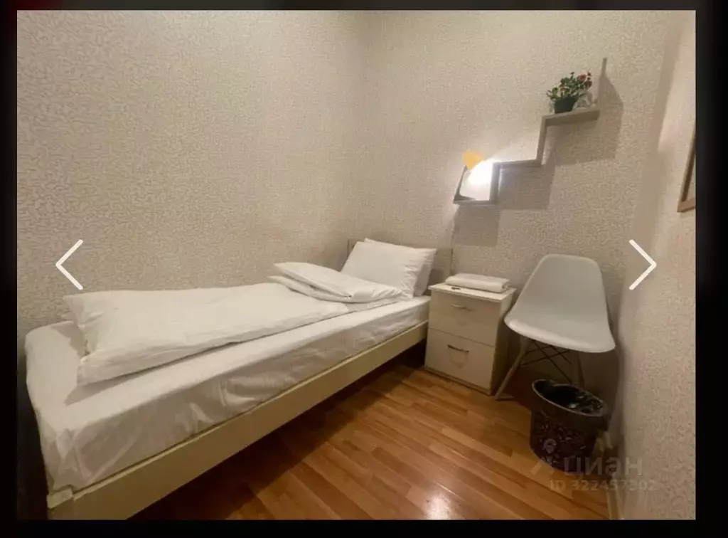 Комната Санкт-Петербург Вознесенский просп., 41 - Фото 1