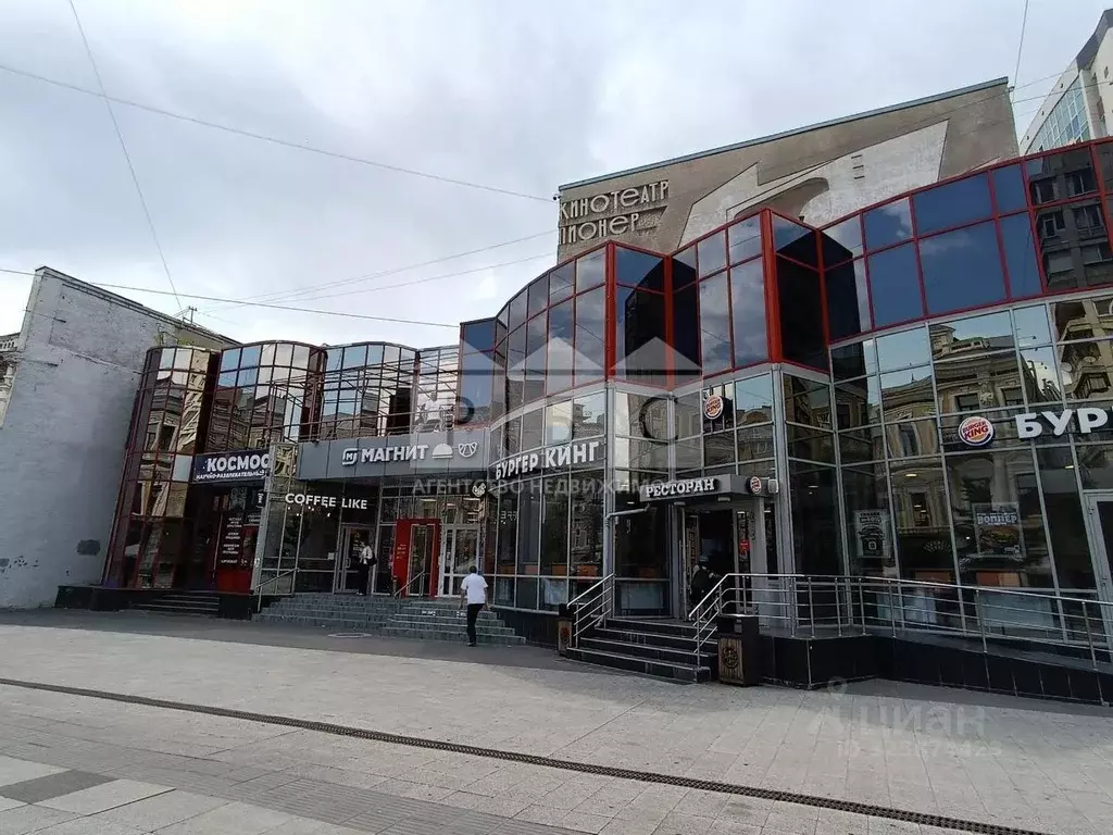 Помещение свободного назначения в Саратовская область, Саратов просп. ... - Фото 1