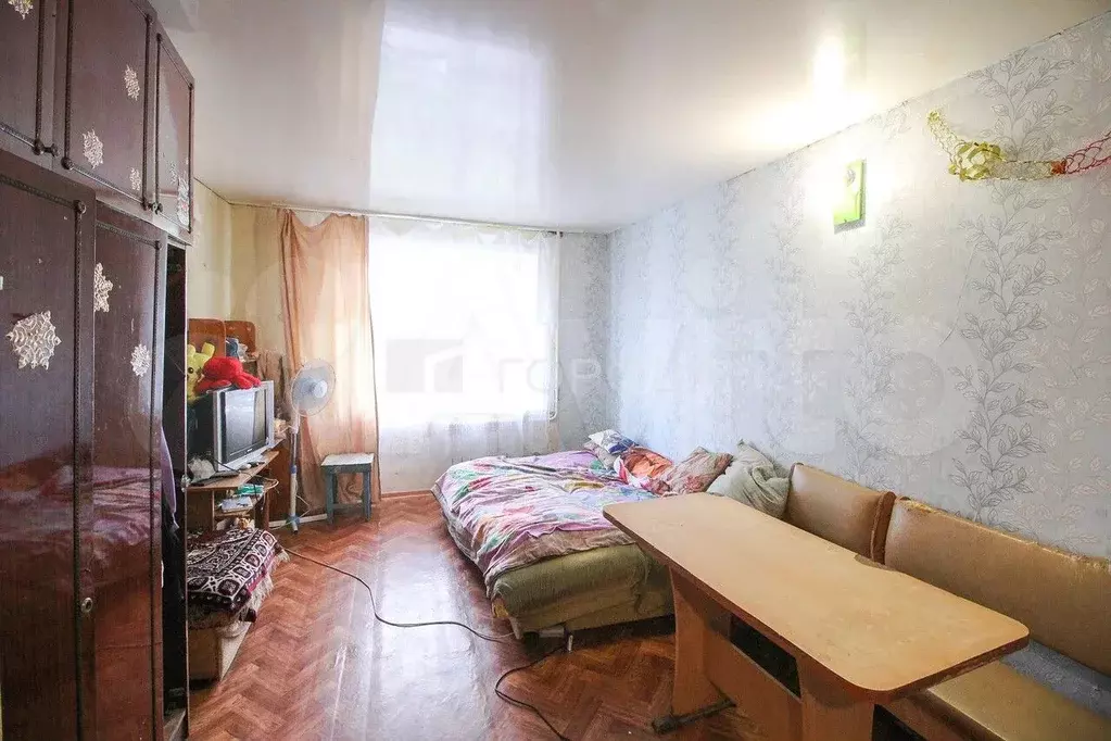 Комната 18 м в 8-к., 3/5 эт. - Фото 1
