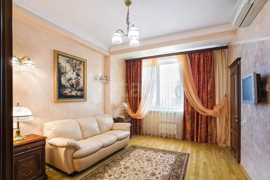 Дом в Крым, Ялта ул. Поликуровская, 11 (1500 м) - Фото 2