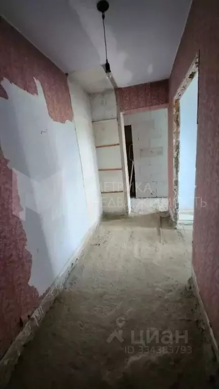 2-к кв. Тюменская область, Тюмень Амурская ул., 68 (49.0 м) - Фото 0