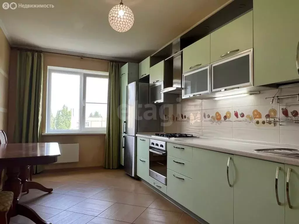 2-комнатная квартира: Саратов, улица имени Ф.А. Блинова, 4 (64 м) - Фото 1