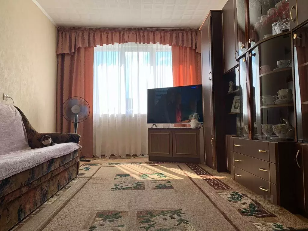 3-к кв. Псковская область, Псков Народная ул., 8 (62.0 м) - Фото 0