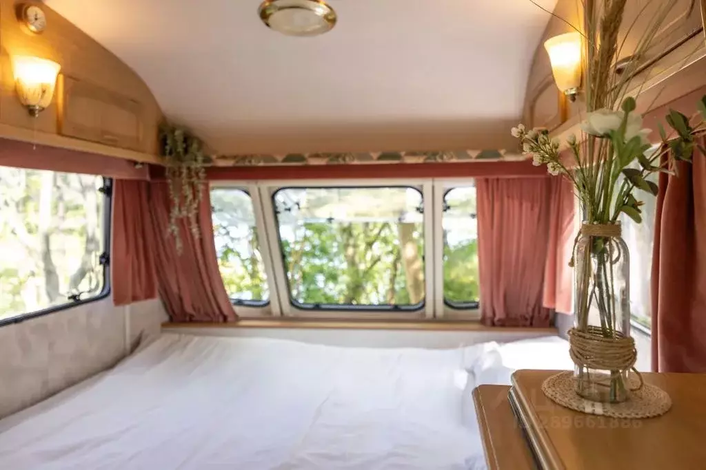 Дом в Калининградская область, Янтарный пгт ул. Озерная, 1 (12 м) - Фото 1