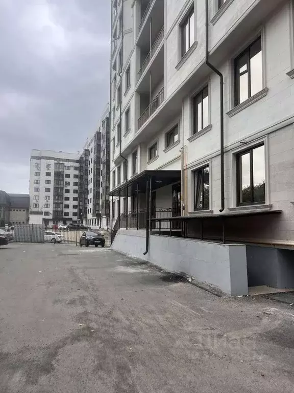 1-к кв. Кабардино-Балкария, Нальчик ул. Атажукина, 11 (57.5 м) - Фото 2