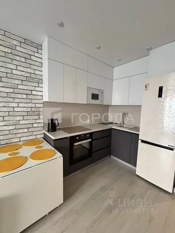 2-к кв. Новосибирская область, Новосибирск ул. Кошурникова, 23/2 (43.0 ... - Фото 0