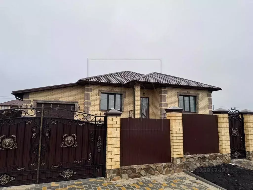 Дом в Белгородская область, Белгородский район, Дубовское с/пос, пос. ... - Фото 1