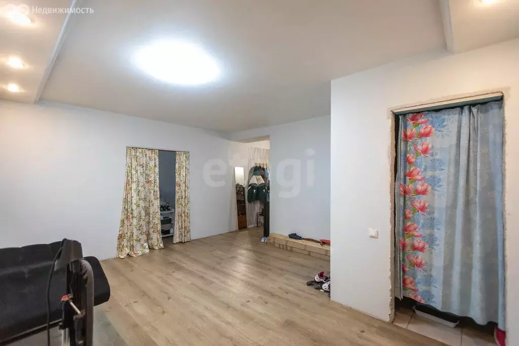 3-комнатная квартира: Бердск, Берёзовая улица, 27 (111.9 м) - Фото 1