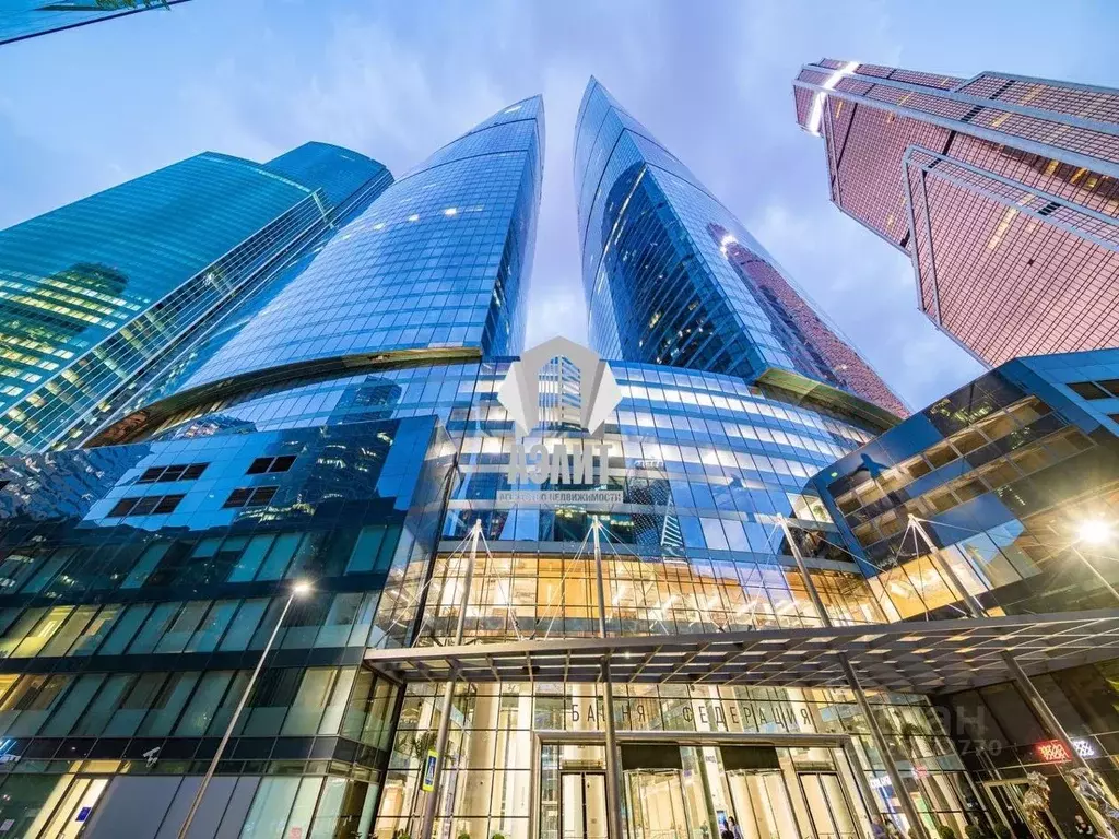 Гараж в Москва наб. Пресненская, 12 (13 м) - Фото 1