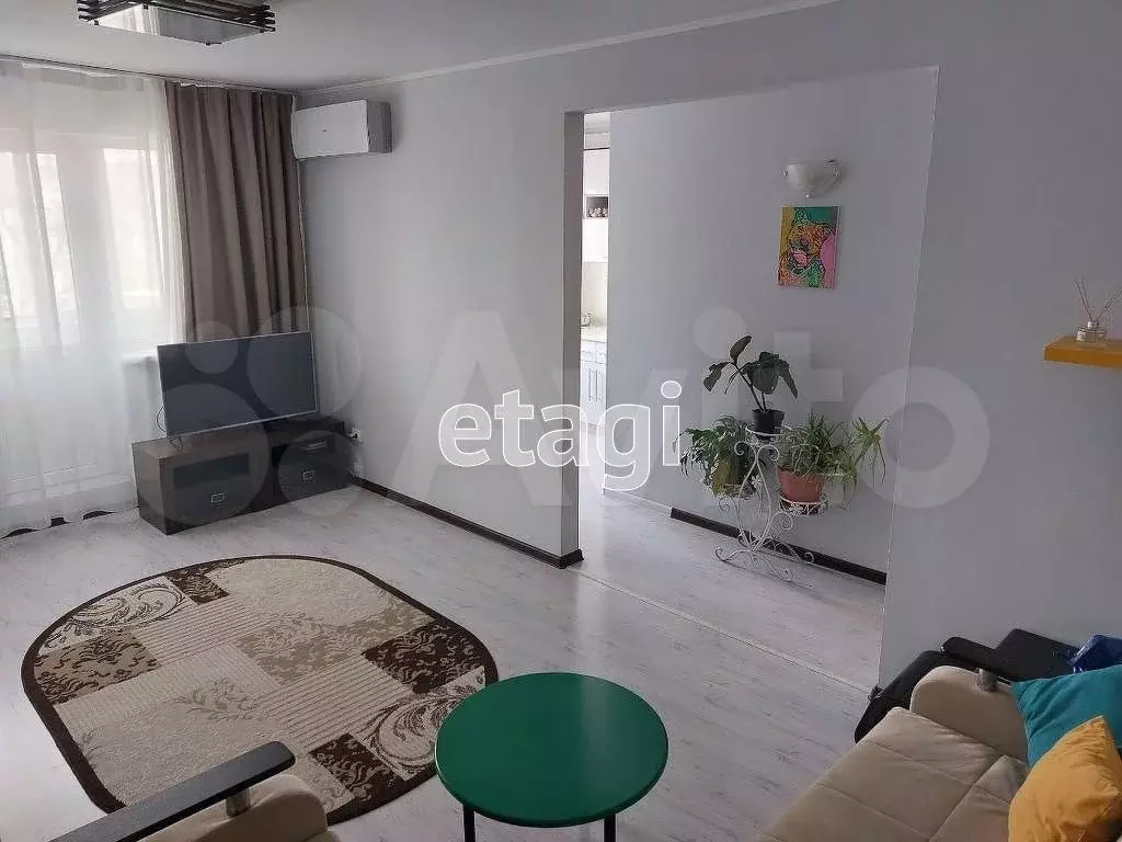2-к. квартира, 43 м, 5/5 эт. - Фото 0
