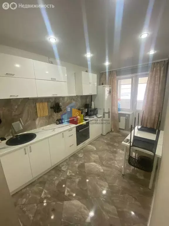 1-комнатная квартира: село Осиновая Гора, улица Аркадия Шипунова, 8 ... - Фото 1