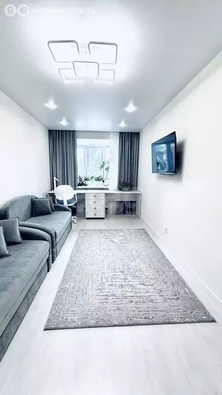 2-комнатная квартира: Киров, слобода Лосево, 1 (45.7 м) - Фото 1