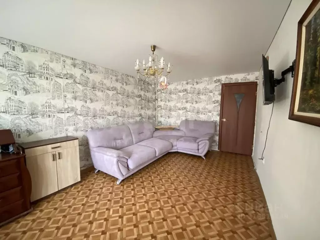 2-к кв. Саратовская область, Энгельс Петровская ул., 100 (47.8 м) - Фото 1