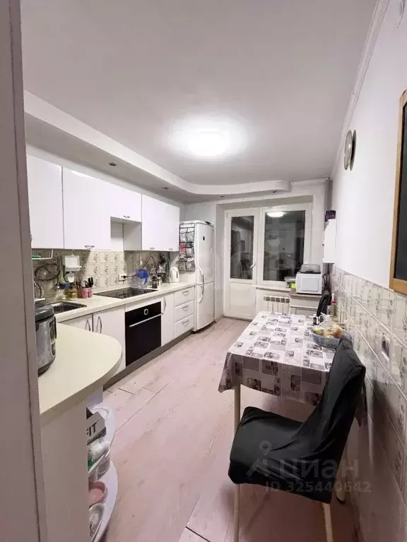 3-к кв. Бурятия, Улан-Удэ ул. Бабушкина, 31А (76.0 м) - Фото 1