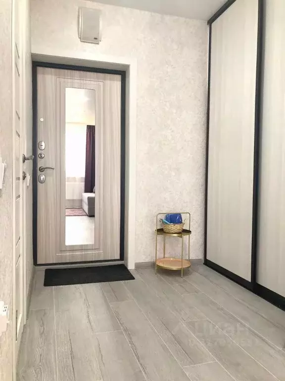 2-к кв. Омская область, Омск ул. Маршала Жукова, 156 (52.0 м) - Фото 1