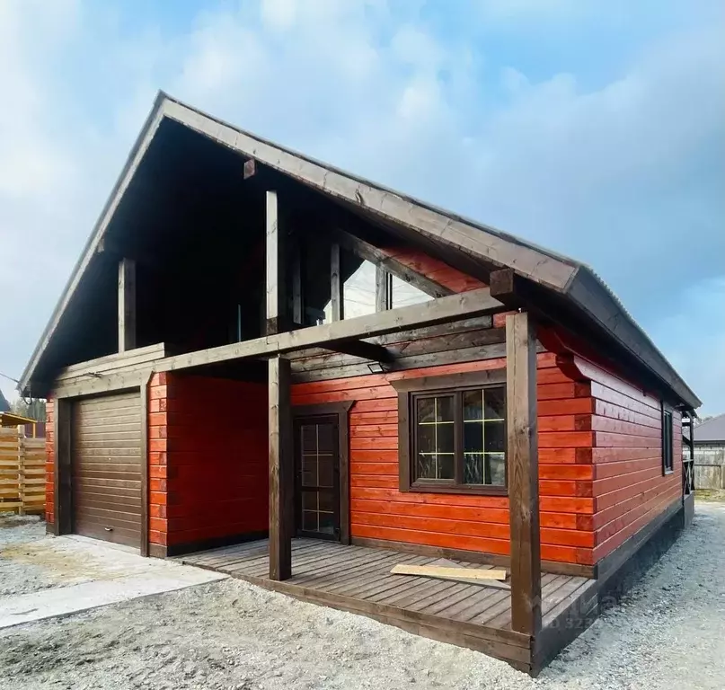 Дом в Иркутская область, Иркутский муниципальный округ, д. Карлук ул. ... - Фото 1