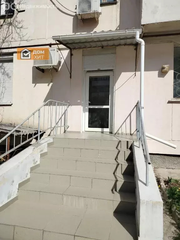 Квартира-студия: Севастополь, Карантинная улица, 16 (34 м) - Фото 1