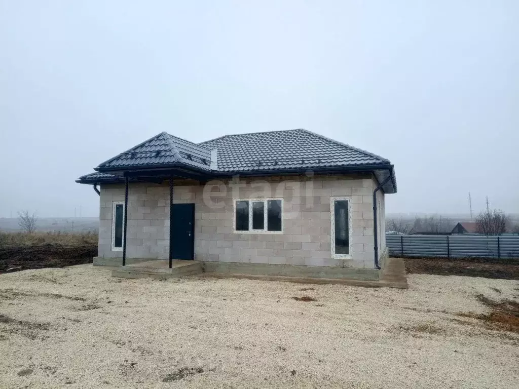 Дом в Липецкая область, Липецкий муниципальный округ, с. Подгорное ул. ... - Фото 1