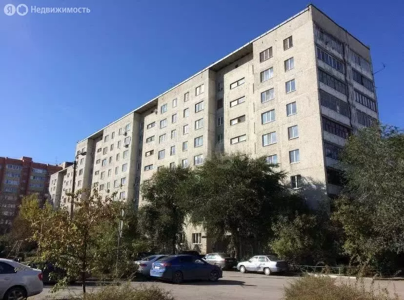 3-комнатная квартира: Тюмень, улица Елизарова, 49 (65.9 м) - Фото 1