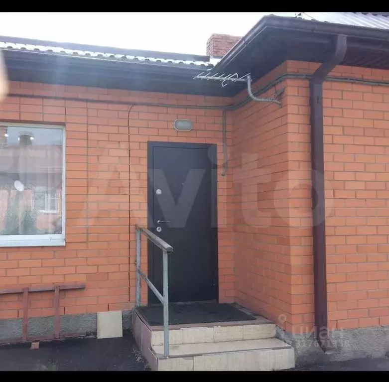 2-к кв. Ростовская область, Новошахтинск ул. Молодогвардейцев, 47/1 ... - Фото 0