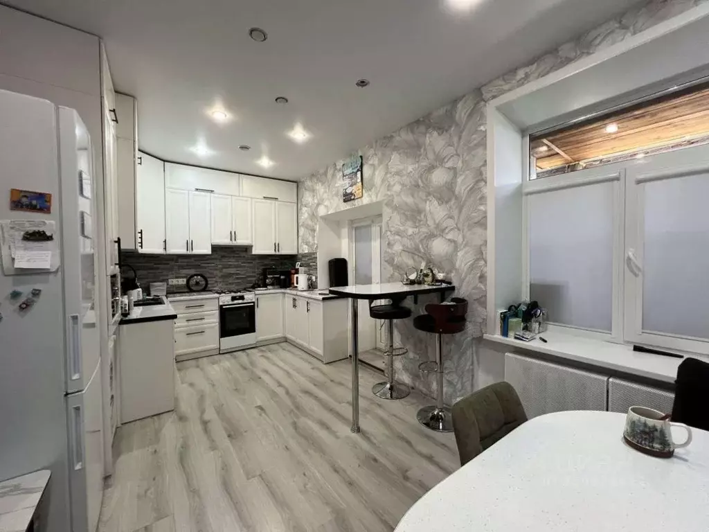 3-к кв. Коми, Сыктывкар Верхний Чов мкр, 70 (91.0 м) - Фото 1