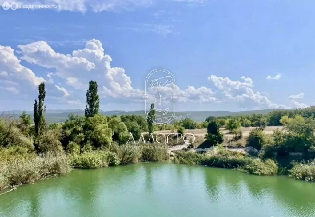 Участок в Бахчисарайский район, село Красный Мак (89 м) - Фото 0