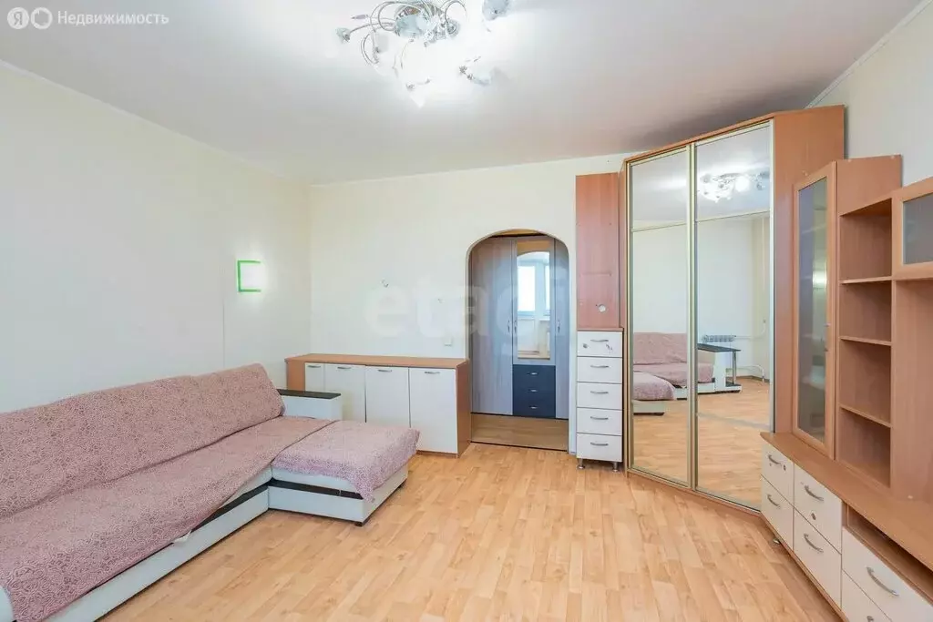 4-комнатная квартира: Пермь, улица Юрша, 64 (81.9 м) - Фото 1