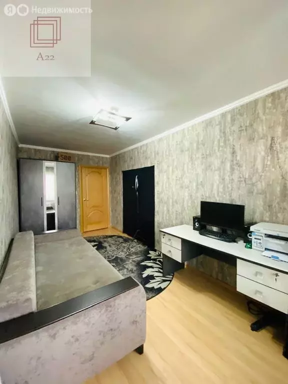 4-комнатная квартира: Барнаул, улица Солнечная Поляна, 7 (100 м) - Фото 1