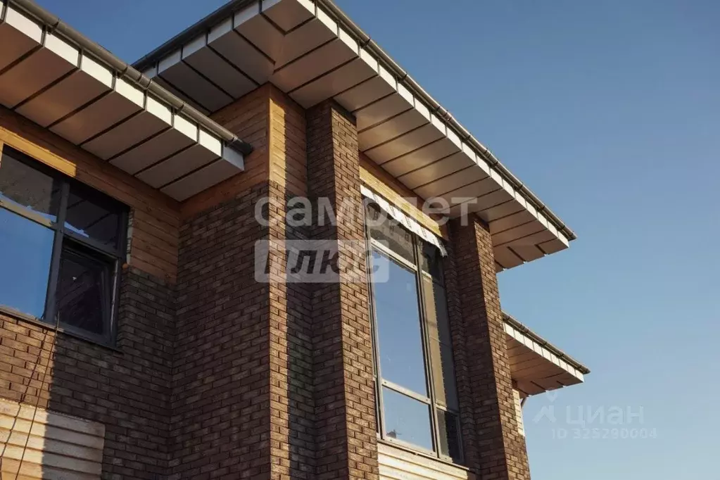 Дом в Ханты-Мансийский АО, Когалым Береговая ул., 9 (250 м) - Фото 1