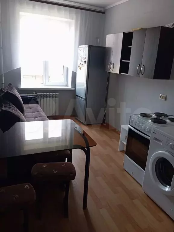 1-к. квартира, 49 м, 2/5 эт. - Фото 1