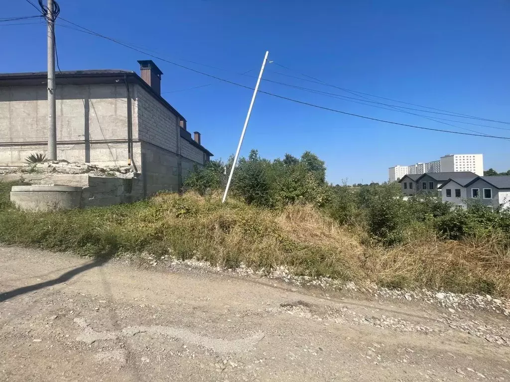 Участок в Кабардино-Балкария, Нальчик ул. Братьев Беровых, 55 (6.0 ... - Фото 1