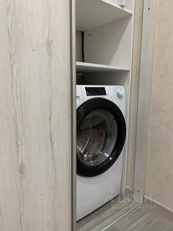 1-к кв. Свердловская область, Асбест ул. Ладыженского, 9 (33.0 м) - Фото 2