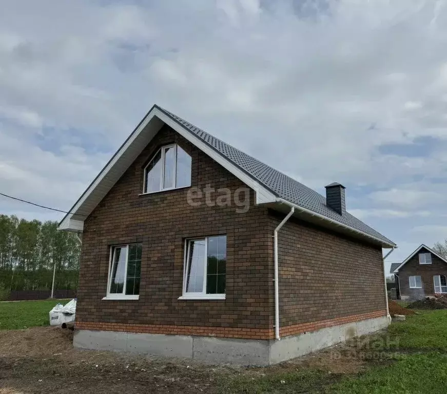Дом в Башкортостан, Иглинский район, Акбердинский сельсовет, ... - Фото 0