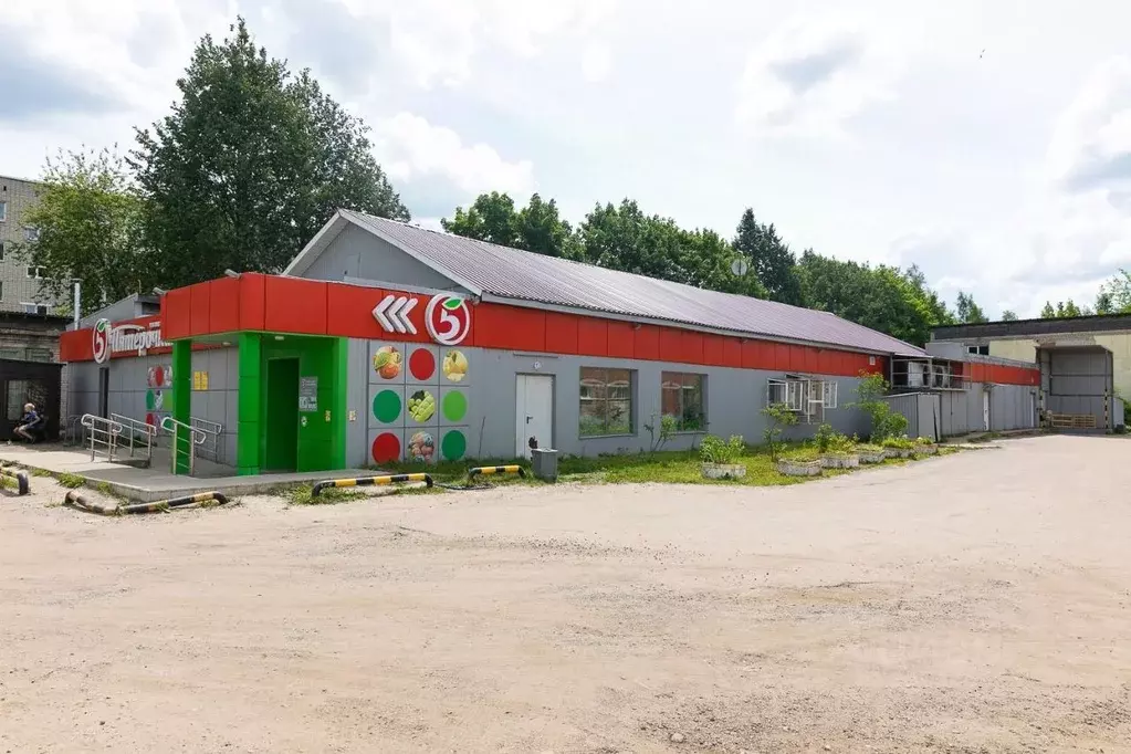 Торговая площадь в Смоленская область, Ярцево ул. Максима Горького, ... - Фото 1