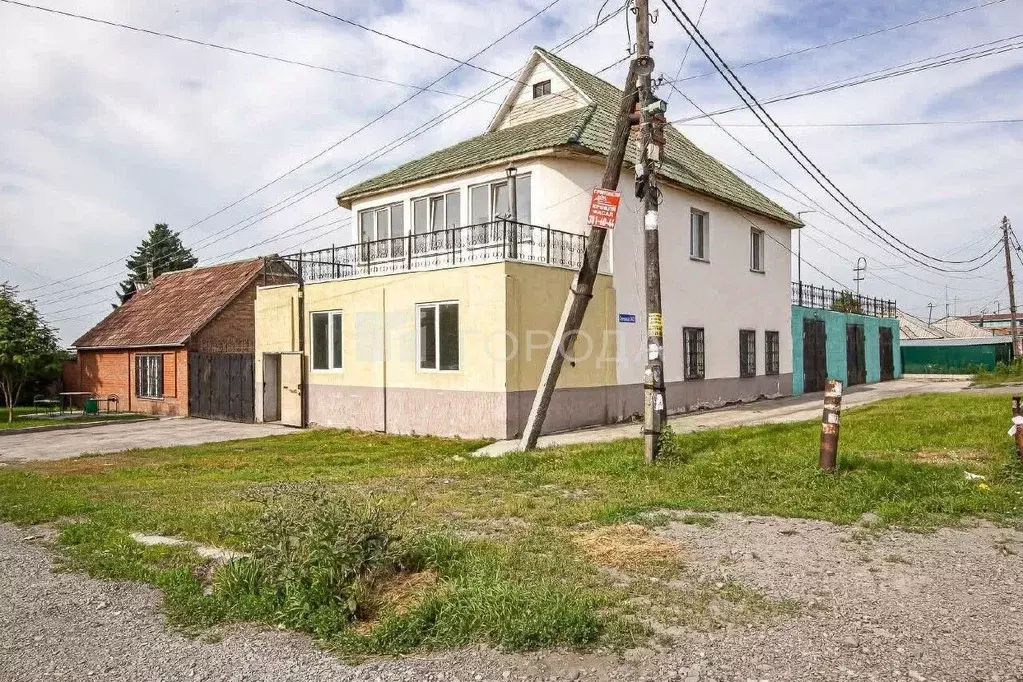 Дом в Новосибирская область, Новосибирск ул. Энгельса, 143/1 (340 м) - Фото 0