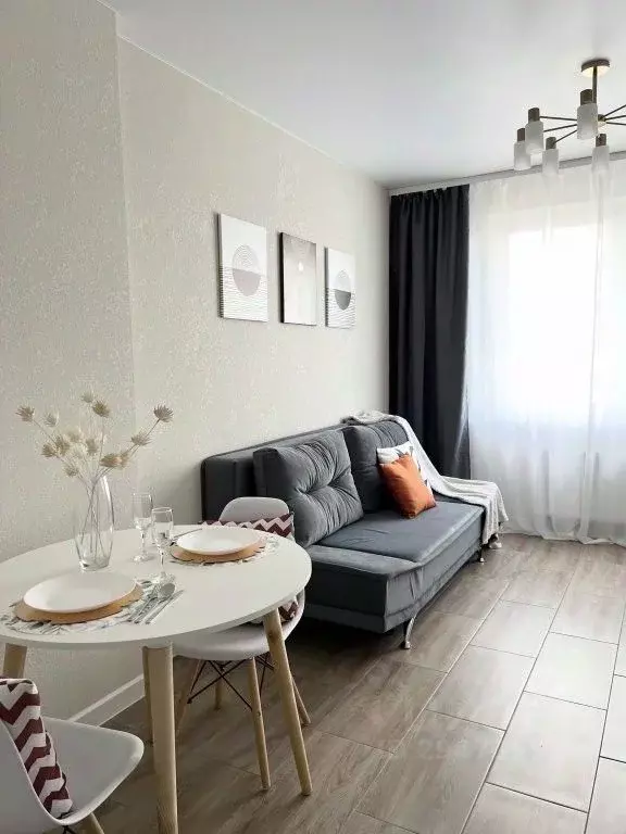 1-к кв. Татарстан, Казань ул. Габдуллы Кариева, 4 (40.0 м) - Фото 0